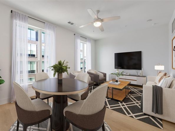 1701 Simond Ave 516, Austin TX 78723