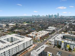 2827 Manor RD 3102, Austin TX 78722