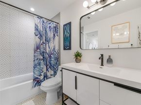 1219 Hollow Creek DR 1, Austin TX 78704