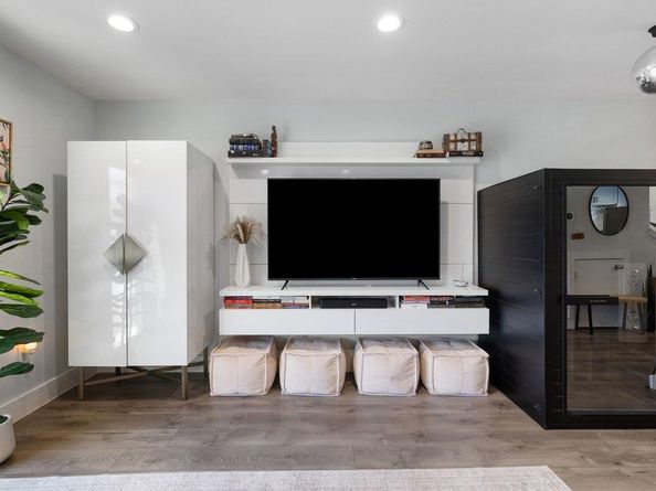 3812 Southway DR 103, Austin TX 78704