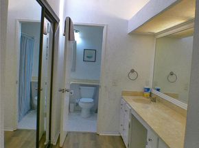 7122 Woodhollow DR 105, Austin TX 78731