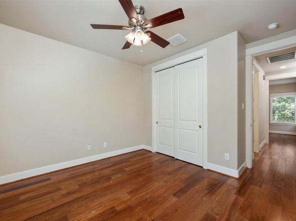 303 Zennia ST, Austin TX 78751