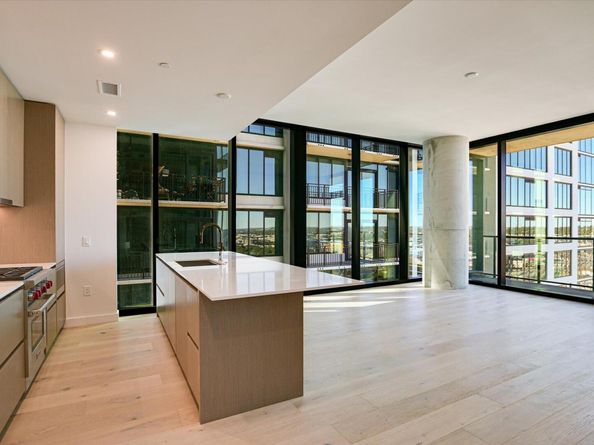 610 Davis ST 2008, Austin TX 78701