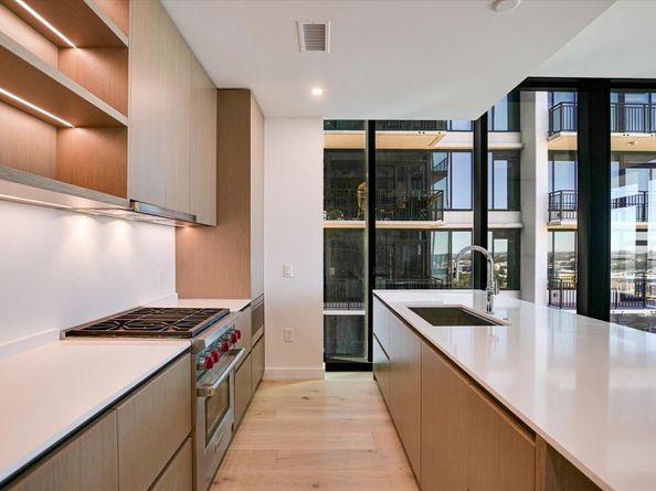 610 Davis ST 2008, Austin TX 78701