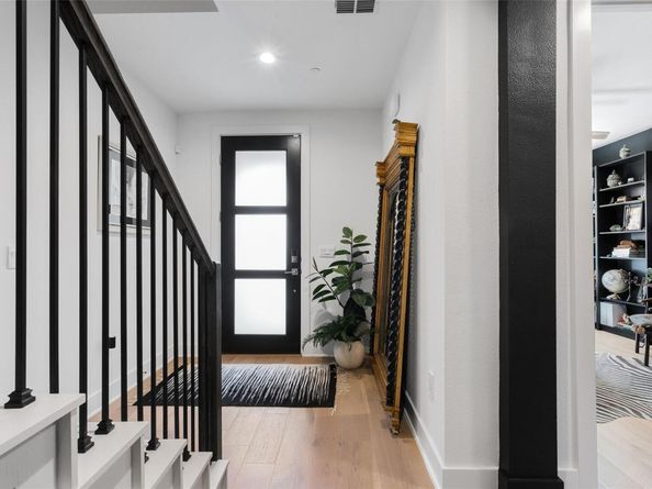 4216 Elevator DR 43, Austin TX 78731