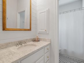 7108 Las Ventanas DR, Austin TX 78731