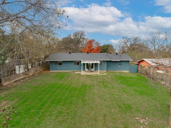 5201 Periwinkle PATH, Austin TX 78745