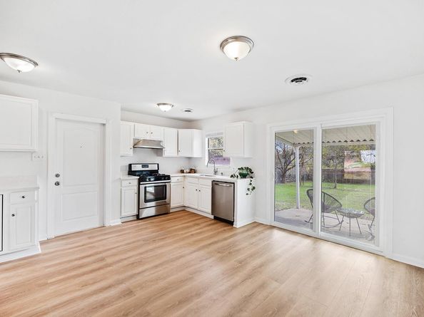 5201 Periwinkle PATH, Austin TX 78745