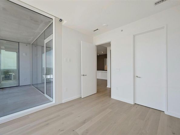 313 W 17th ST 2101, Austin TX 78701