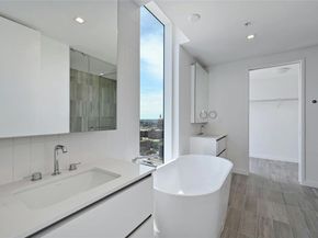 313 W 17th ST 2101, Austin TX 78701