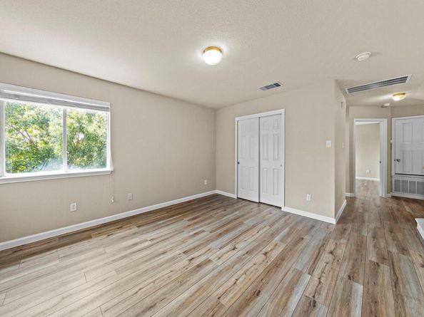 914 Aiken DR, Leander TX 78641