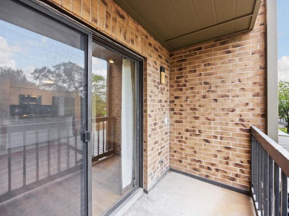 8888 Tallwood DR 1202, Austin TX 78759