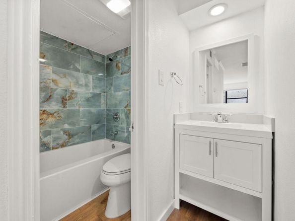 8888 Tallwood DR 1202, Austin TX 78759