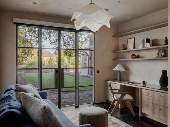 2600 Tanglewood TRL, Austin TX 78703