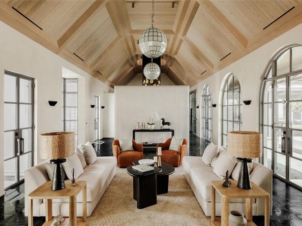 2600 Tanglewood TRL, Austin TX 78703