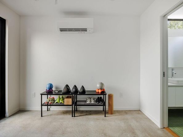 1405 Harvey ST, Austin TX 78702