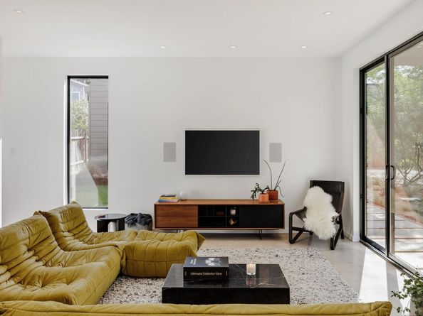 1405 Harvey ST, Austin TX 78702