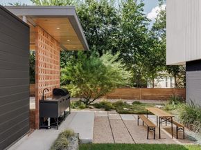 1405 Harvey ST, Austin TX 78702
