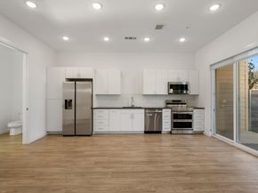 4901 Springdale RD 106, Austin TX 78723