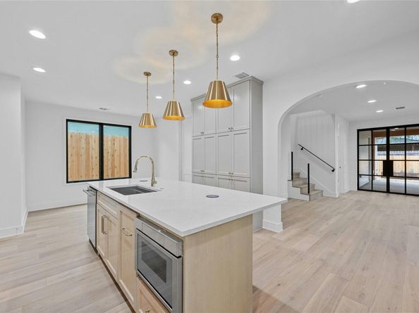 3008 W 50th ST, Austin TX 78731