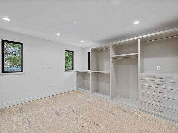 3008 W 50th ST, Austin TX 78731