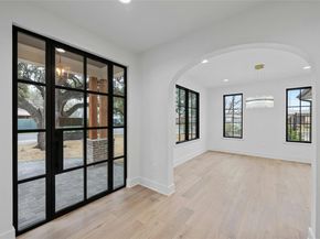 3008 W 50th ST, Austin TX 78731
