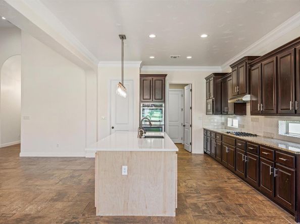 201 Grand Oaks LN, Georgetown TX 78628