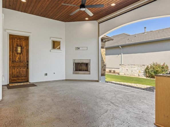 201 Grand Oaks LN, Georgetown TX 78628