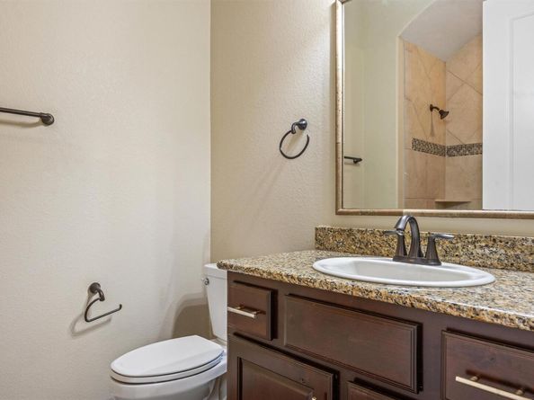 201 Grand Oaks LN, Georgetown TX 78628