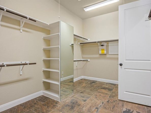 201 Grand Oaks LN, Georgetown TX 78628