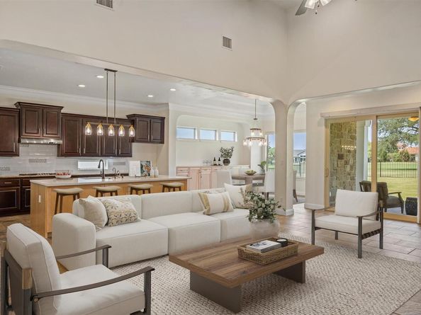 201 Grand Oaks LN, Georgetown TX 78628