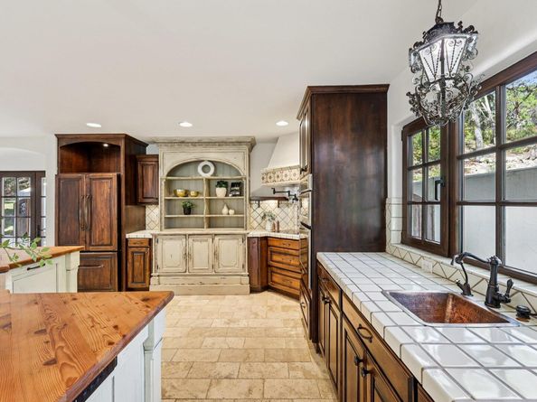 2706 Pearce RD, Austin TX 78730