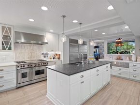 1411 W 10th ST, Austin TX 78703