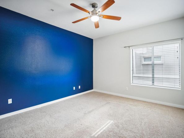 503 Swanee DR 19, Austin TX 78752