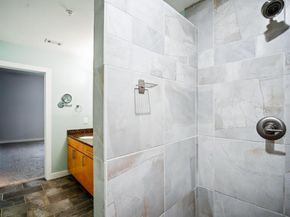 503 Swanee DR 19, Austin TX 78752