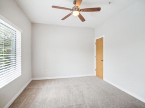 503 Swanee DR 19, Austin TX 78752