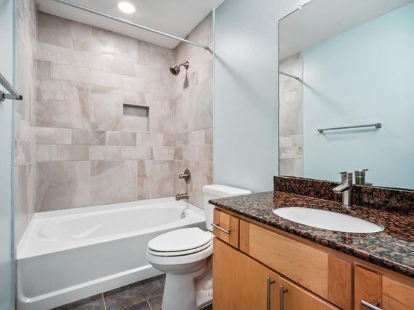 503 Swanee DR 19, Austin TX 78752