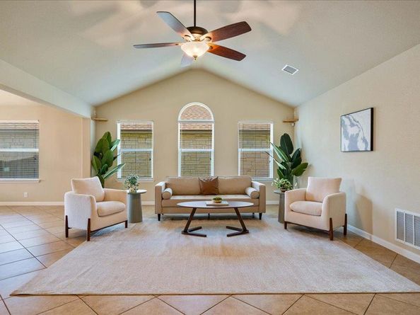 1810 Laminar Creek RD, Cedar Park TX 78613