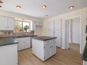 2605 Hilltop ST, Round Rock TX 78681