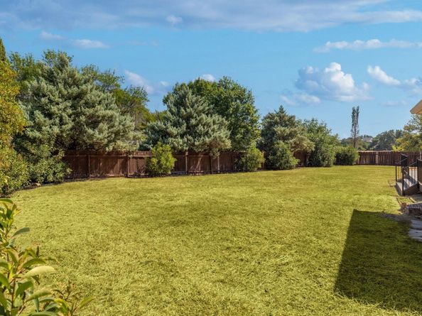 2605 Hilltop ST, Round Rock TX 78681
