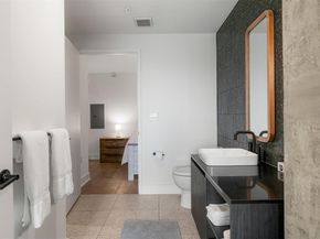 48 East Ave 2911, Austin TX 78701