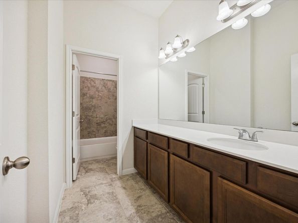 19201 Quebrada DR, Pflugerville TX 78660