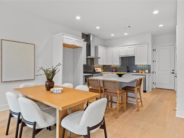2707 Dulce LN 7, Austin TX 78704