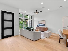 2707 Dulce LN 7, Austin TX 78704