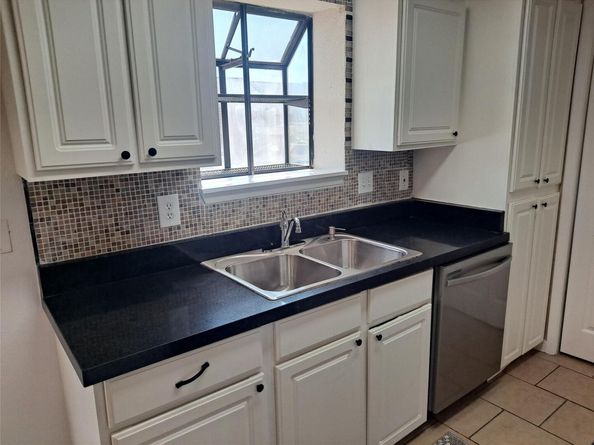 2018 W Rundberg LN 9B, Austin TX 78758