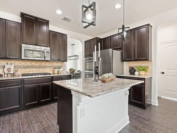 515 Westbury LN, Georgetown TX 78633