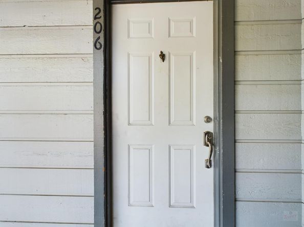 803 W 28th ST 206, Austin TX 78705