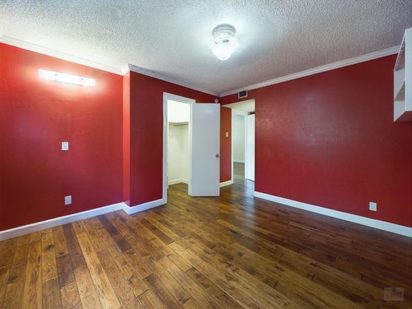 803 W 28th ST 206, Austin TX 78705