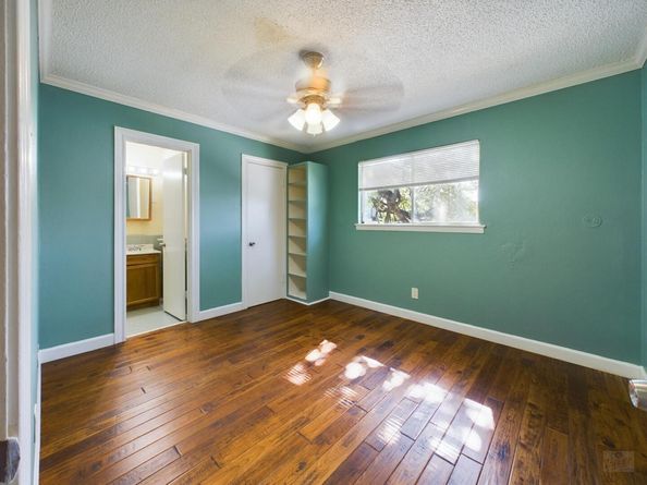 803 W 28th ST 206, Austin TX 78705