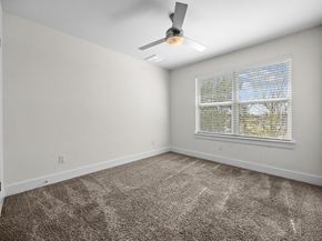 7312 E Ben White BLVD 10, Austin TX 78741